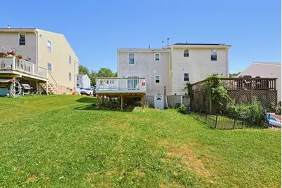 17 Bolton St, Worcester, MA 01604 - Photo 27