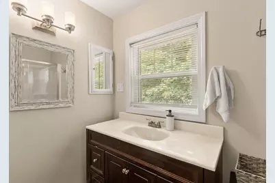 484 Groveland St, Haverhill, MA 01830 - Photo 29