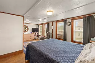 484 Groveland St, Haverhill, MA 01830 - Photo 25