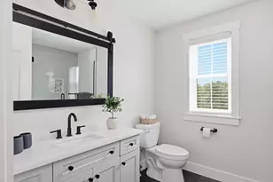 8 Colby Farm Ln, Newburyport, MA 01950 - Photo 25