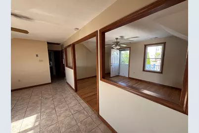 138 Bogle St #3, Fall River, MA 02723 - Photo 9