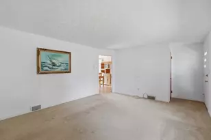 6 Spring Terrace, Shrewsbury, MA 01545 - Photo 5