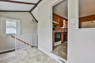 137 Central St, Saugus, MA 01906 - Photo 21