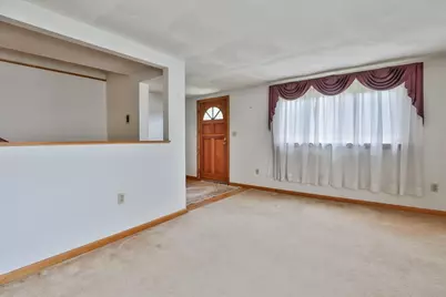 137 Central St, Saugus, MA 01906 - Photo 13