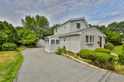 137 Central St, Saugus, MA 01906 - Photo 3