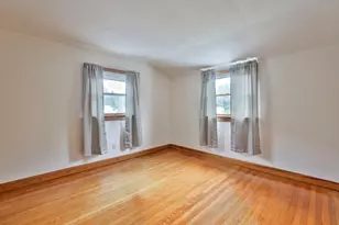 137 Central St, Saugus, MA 01906 - Photo 33
