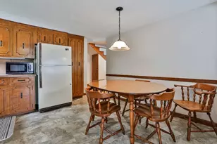 137 Central St, Saugus, MA 01906 - Photo 7
