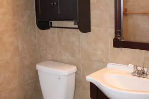 26 Yorktown Ct, Chicopee, MA 01020 - Photo 5