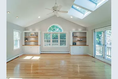 4 Flint Meadow Ln, Shrewsbury, MA 01545 - Photo 7