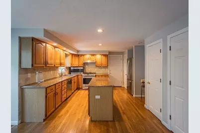 4 Flint Meadow Ln, Shrewsbury, MA 01545 - Photo 13