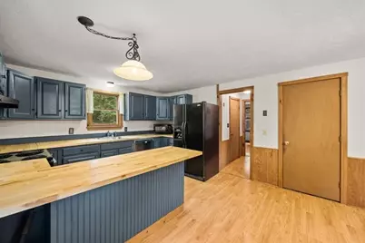 25 Main St, Carver, MA 02330 - Photo 3