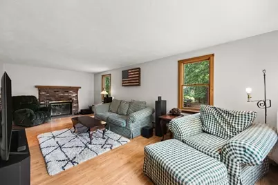 25 Main St, Carver, MA 02330 - Photo 9