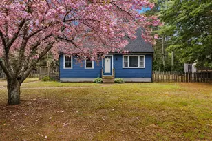 25 Main St, Carver, MA 02330 - Photo 1