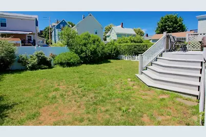 10 Highland St, Peabody, MA 01960 - Photo 35