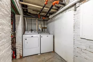 52 Cooper St, Boston, MA 02113 - Photo 13