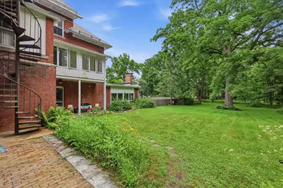 1 Florence St #2, Northampton, MA 01053 - Photo 9