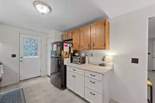 607-609 Flat Hill Rd, Lunenburg, MA 01462 - Photo 21