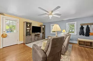 4 Cole St, Kingston, MA 02364 - Photo 13