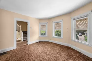 31 Orchard St, Medford, MA 02155 - Photo 19