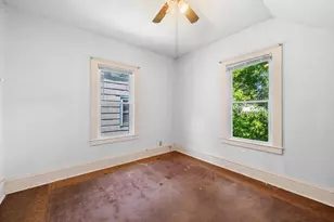 31 Orchard St, Medford, MA 02155 - Photo 15