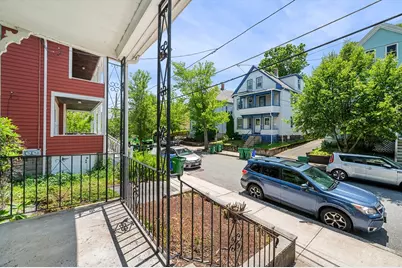 31 Orchard St, Medford, MA 02155 - Photo 3