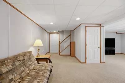 95 McCracken Road, Millbury, MA 01527 - Photo 33
