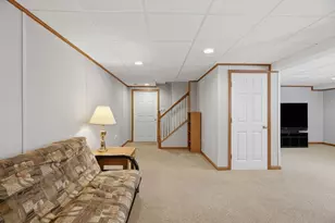 95 McCracken Rd, Millbury, MA 01527 - Photo 33
