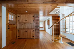7 Derby St, Gloucester, MA 01930 - Photo 13