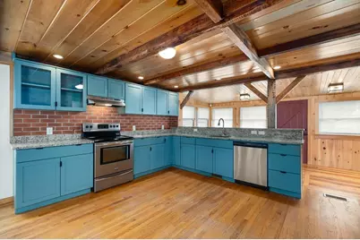 7 Derby St #0, Gloucester, MA 01930 - Photo 7
