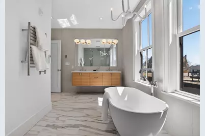 561 East Broadway #561, Boston, MA 02127 - Photo 19