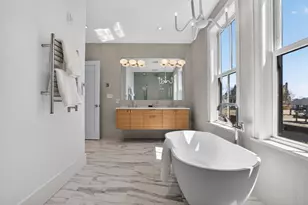 561 E Broadway, Boston, MA 02127 - Photo 19