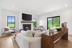 112 Middle Rd, Newbury, MA 01951 - Photo 9
