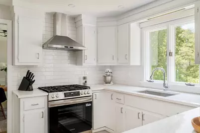 9 Waverly Drive, Andover, MA 01810 - Photo 7
