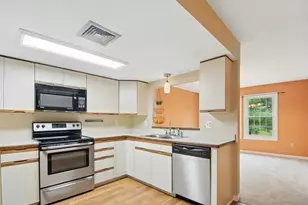 4 Herbert Dr, Sutton, MA 01590 - Photo 9