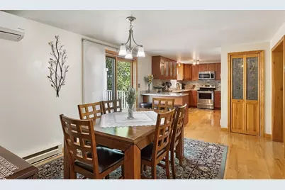 8 Pershing St, Worcester, MA 01606 - Photo 9