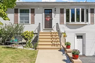 8 Pershing St, Worcester, MA 01606 - Photo 1