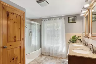 8 Pershing St, Worcester, MA 01606 - Photo 13