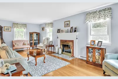 4 Roch Cir, Brockton, MA 02301 - Photo 13