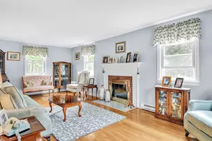 4 Roch Cir, Brockton, MA 02301 - Photo 13
