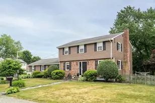 4 Roch Cir, Brockton, MA 02301 - Photo 3