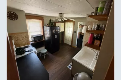 53 Mazarin St, Springfield, MA 01151 - Photo 5