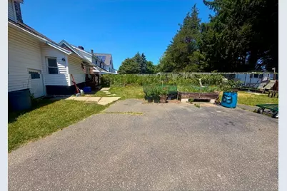 53 Mazarin St, Springfield, MA 01151 - Photo 17