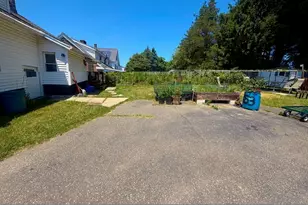 53 Mazarin St, Springfield, MA 01151 - Photo 17