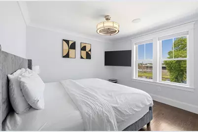 30 Port Norfolk St, Boston, MA 02122 - Photo 21