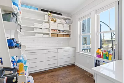 30 Port Norfolk St, Boston, MA 02122 - Photo 13
