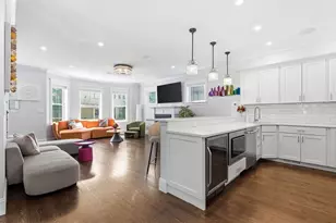 30 Port Norfolk St, Boston, MA 02122 - Photo 9