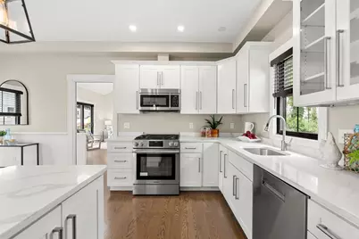 20 Plain St, Boston, MA 02122 - Photo 13