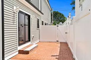 20 Plain St, Boston, MA 02122 - Photo 31
