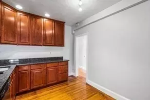 195 Bunker Hill St, Boston, MA 02129 - Photo 7