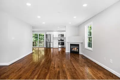 186 Tyngsboro Rd #6, Chelmsford, MA 01863 - Photo 5